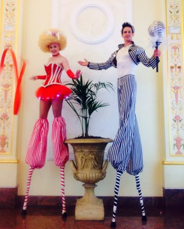 Gravitylive-Stilt-Walkers-Candy-stripes-1-2.jpg