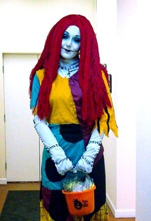 Jack-and-Sally-stilt-walkers-gravitylive-7-1.jpg
