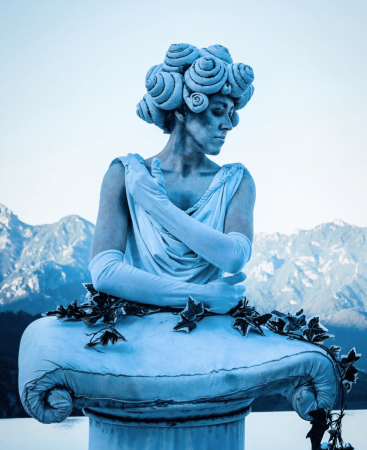 Living-busts-living-statues-gravitylive-3-1-1.png