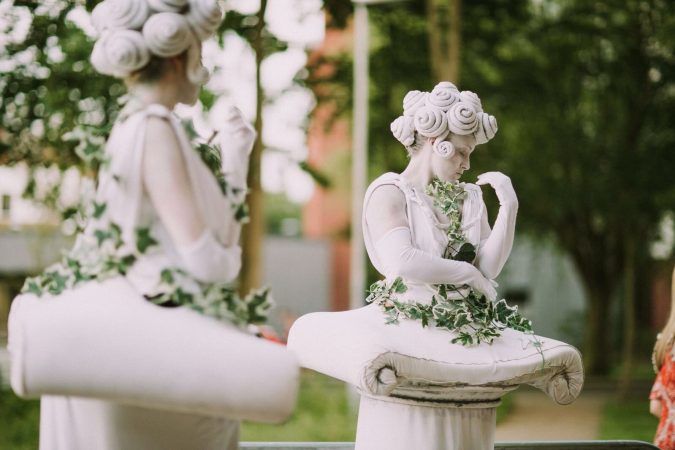 Living-busts-living-statues-gravitylive-4-1-1.jpg
