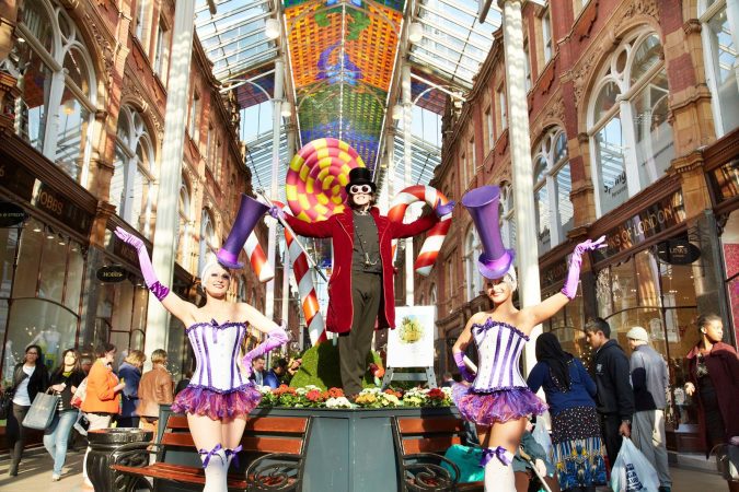 Parma-violets-canape-hostesses-gravitylive-6-2.jpg