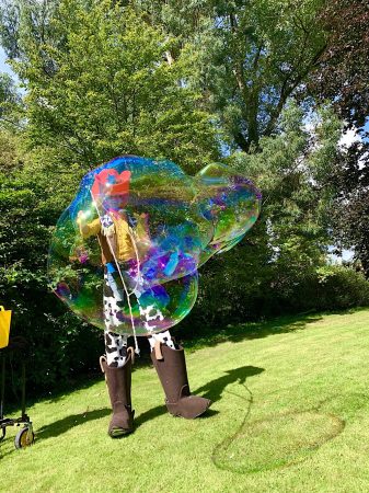 cowboy-stilt-walkers-gravitylive-9-1.jpg