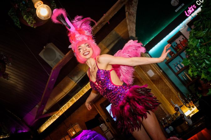 flamingo-stilt-walkers-gravitylive-2.jpg