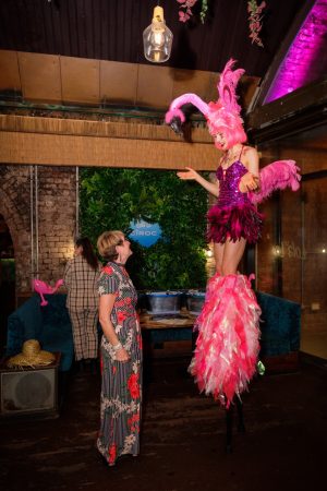 flamingo-stilt-walkers-gravitylive-3-1.jpg