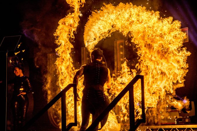 poison-fire-show-gravitylive-10-scaled-2.jpg