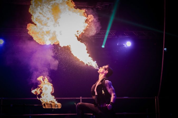 poison-fire-show-gravitylive-3-scaled-2.jpg