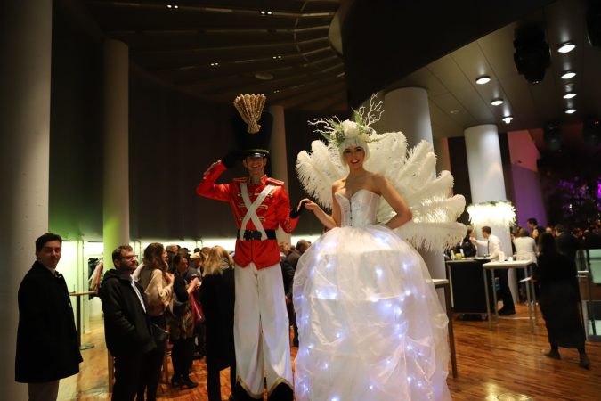 toy-soldiers-stilt-walkers-gravitylive-8-scaled-2.jpg