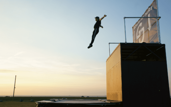 trampoline-wall-thumb.png