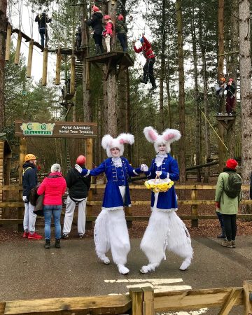 white-rabbits-stilt-walkers-gravitylive-7.jpg